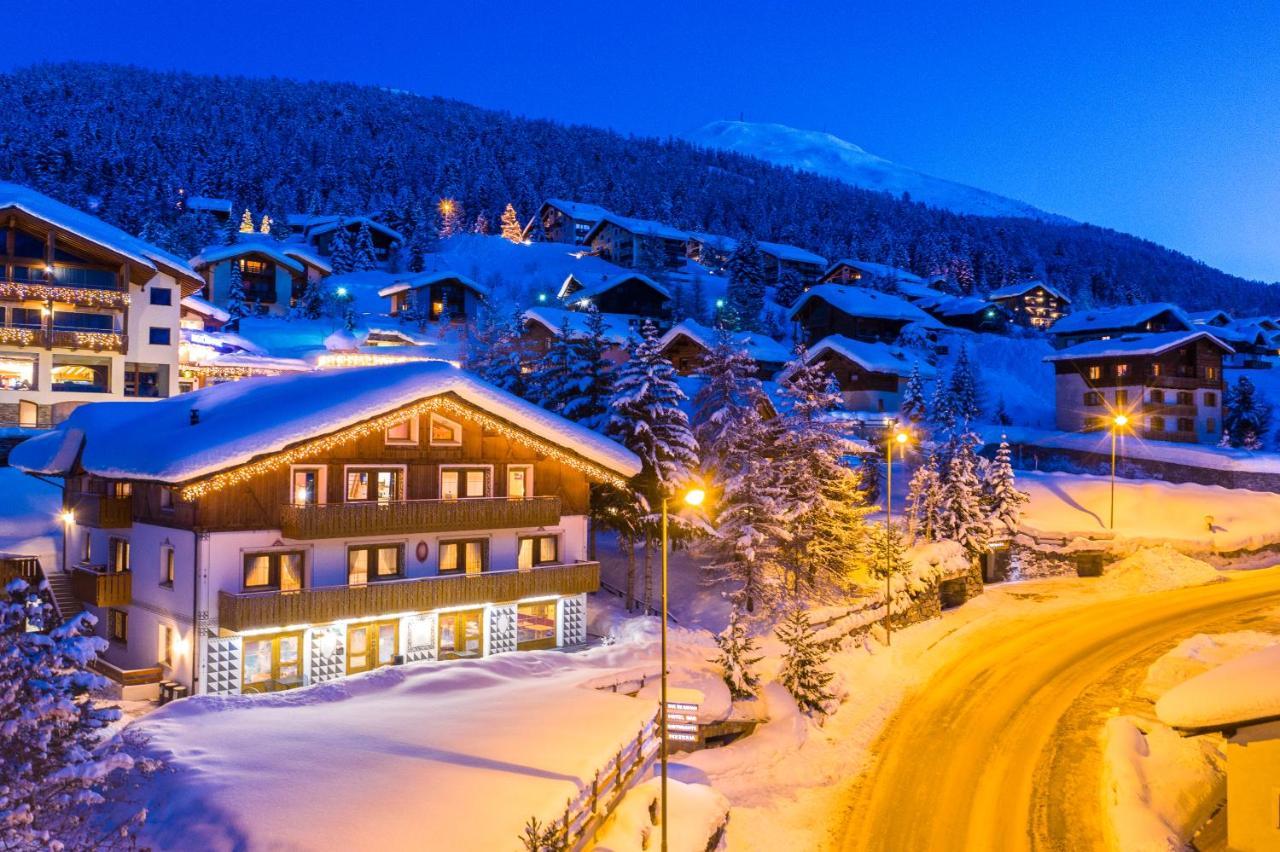 Hotel Duc De Rohan Ливиньо Екстериор снимка