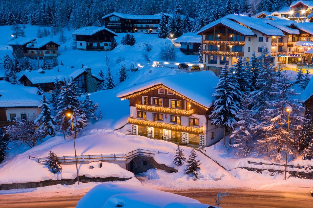 Hotel Duc De Rohan Ливиньо Екстериор снимка