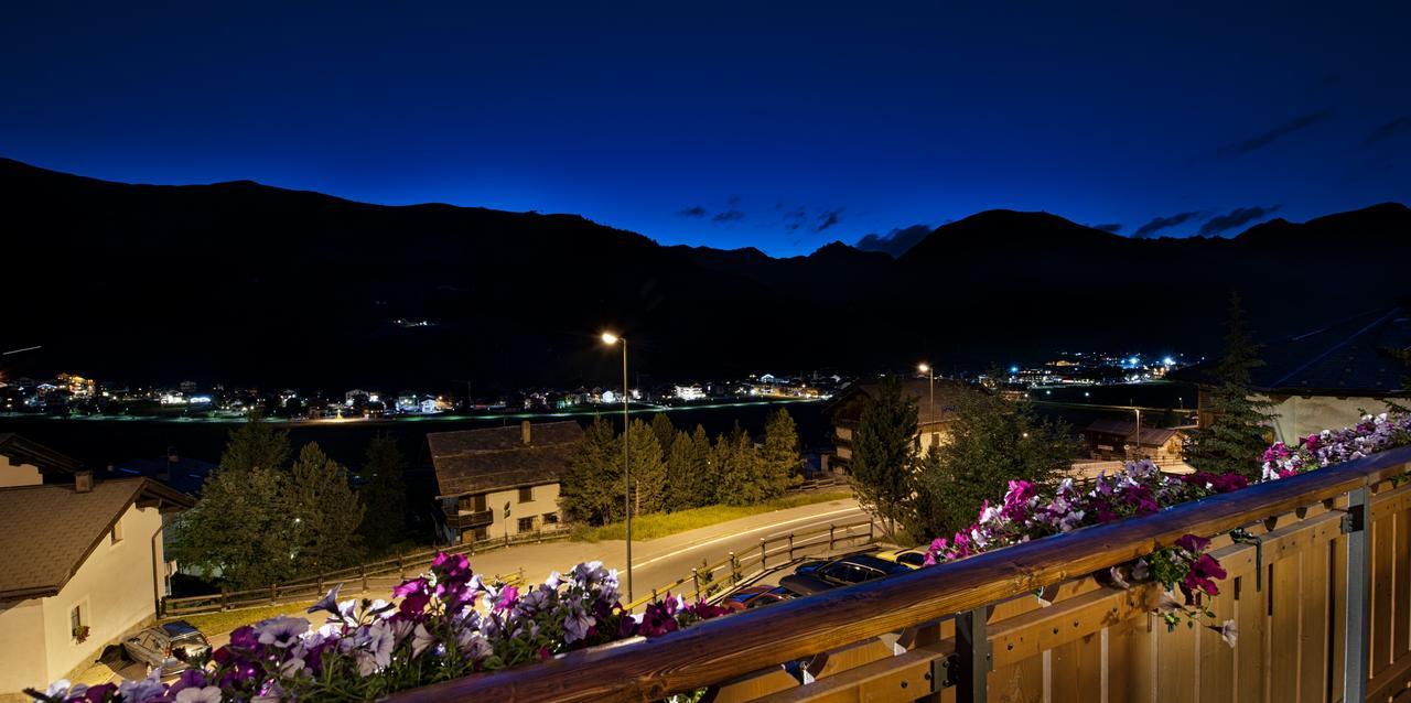 Hotel Duc De Rohan Ливиньо Екстериор снимка